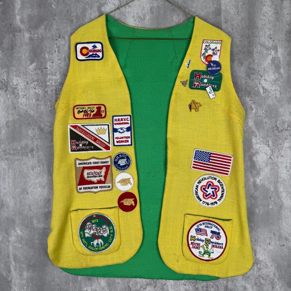 Vintage Camping Travel Vest Adult L Yellow Holiday Ramblers Patches Colorado 70s